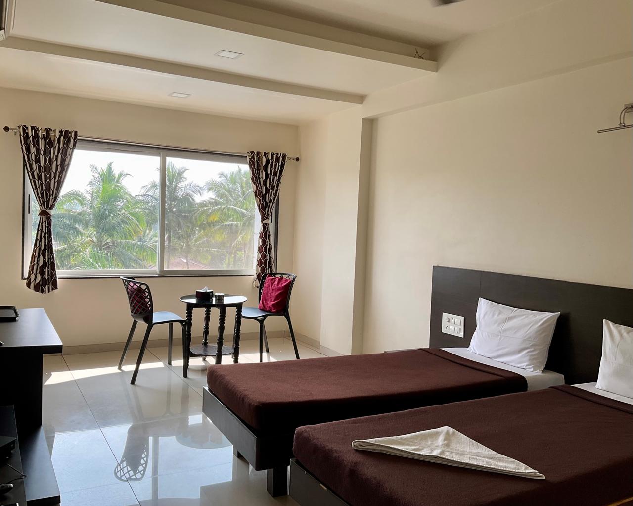Standard Room, twin beds, at The Hotel Relax