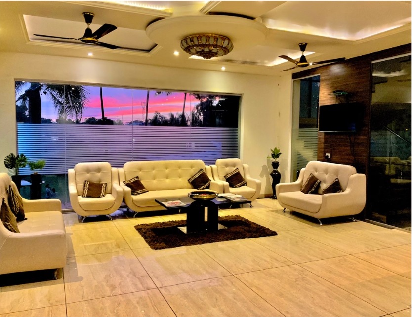Executive VIP Sunset Lounge